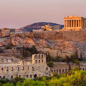 Athnes, ville majestueuse et tudiante