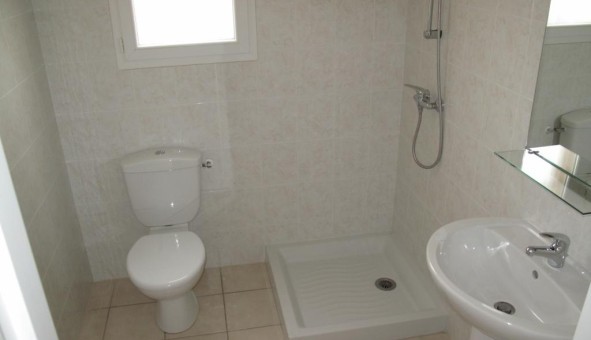 Logement tudiant Duplex à Adissan (34230)