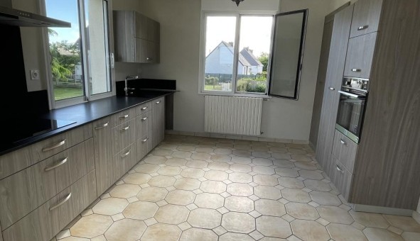 Logement tudiant Location Duplex Vide Ambon (56190)