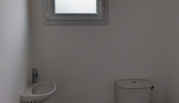 Logement �tudiant Duplex &agrave; Ampoign� (53200)