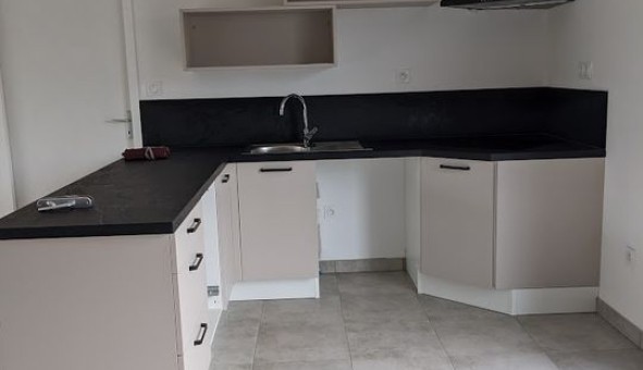 Logement �tudiant Duplex &agrave; Ampoign� (53200)