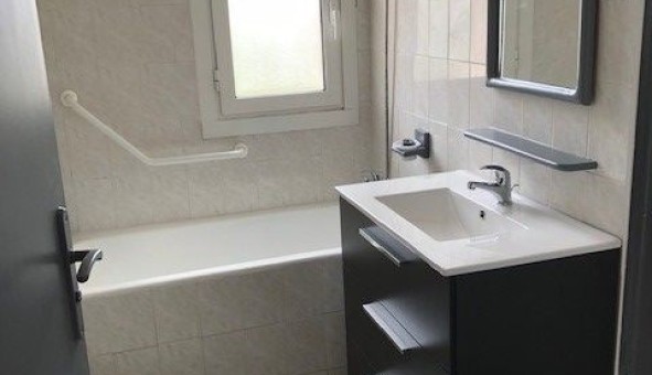 Logement �tudiant Duplex &agrave; Angoum� (40990)