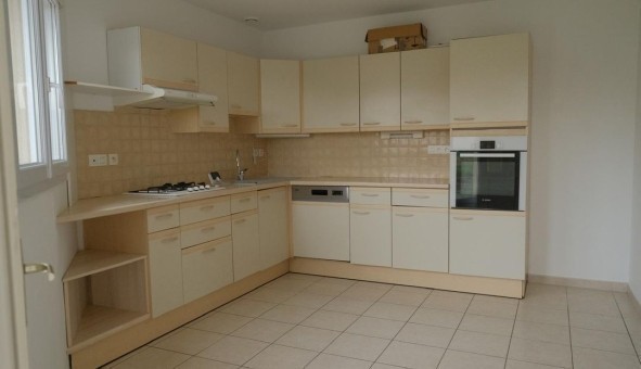Logement �tudiant Duplex &agrave; Baun� (49140)