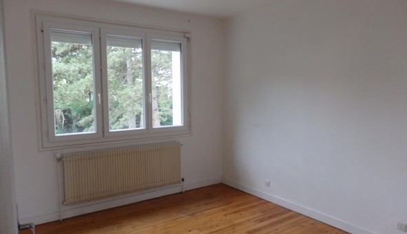 Logement tudiant Duplex à Chambles (42170)