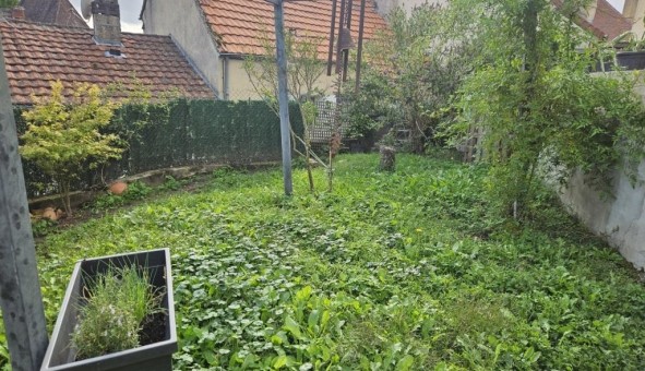 Logement tudiant Duplex à Cours de Pile (24520)