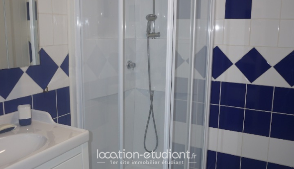 Logement étudiant T3 &agrave; Hyères (83400)