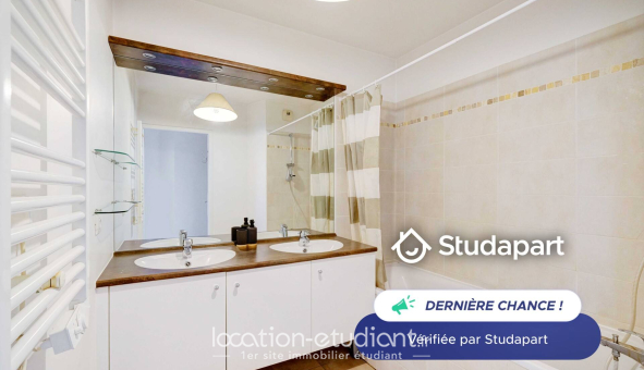 Logement étudiant T3 &agrave; Issy les Moulineaux (92130)