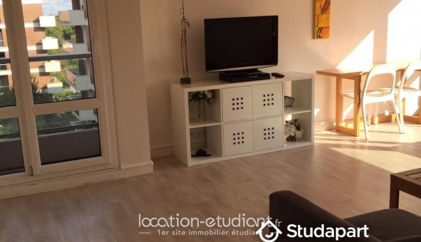 Logement étudiant T3 &agrave; Jouy en Josas (78350)