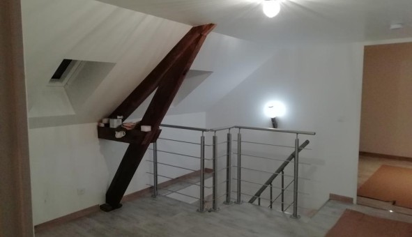 Logement étudiant Location Duplex Vide Lacave (46200)
