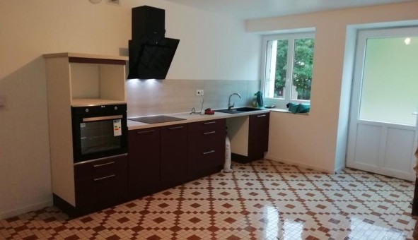 Logement �tudiant Duplex &agrave; Lacave (46200)
