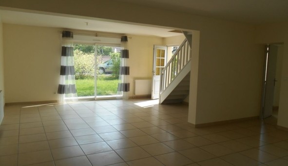 Logement �tudiant Duplex &agrave; Laines aux Bois (10120)