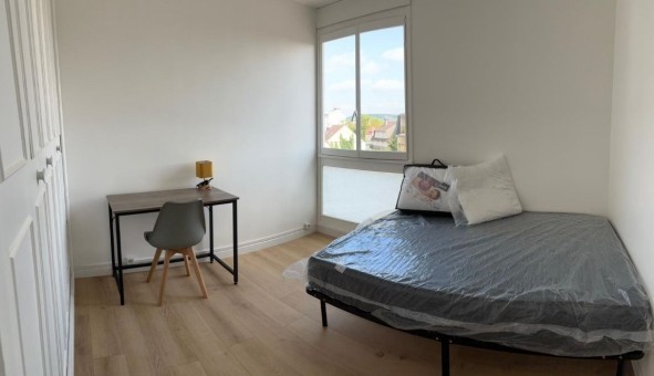Logement �tudiant Duplex &agrave; Mantes la Ville (78200)