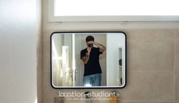 Logement étudiant T3 &agrave; Marseille 08ème arrondissement (13008)