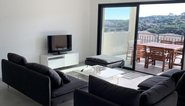 Logement �tudiant Duplex &agrave; Plan de la Tour (83120)