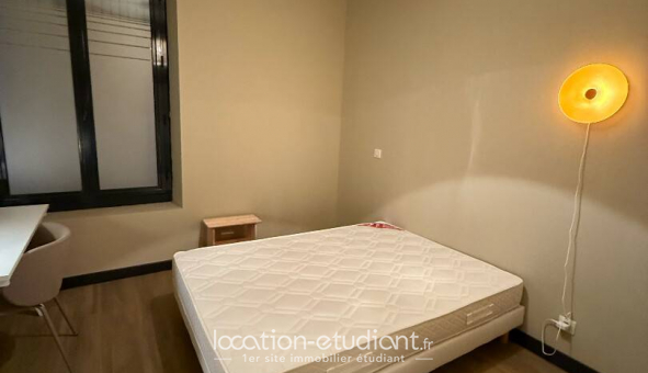 Logement tudiant Duplex à Toulon (83200)