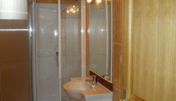 Logement �tudiant Studio &agrave; Abb�court (02300)