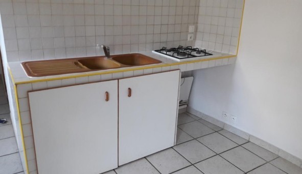 Logement tudiant Studio à Abbville la Rivire (91150)