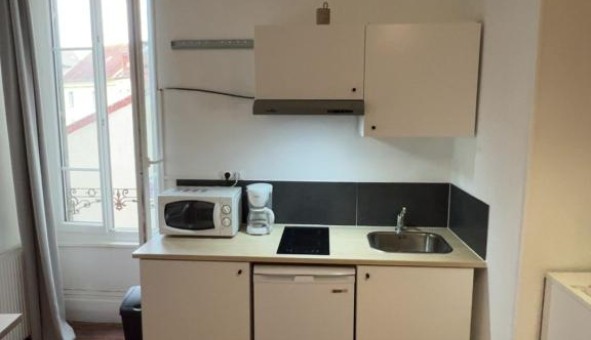 Logement tudiant Studio à Abrest (03200)