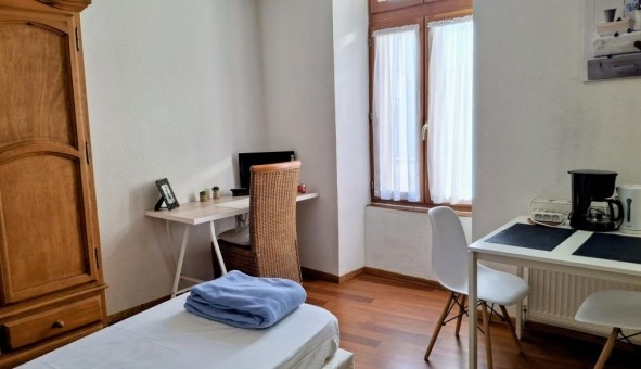 Logement tudiant Location Studio Vide Abrest (03200)