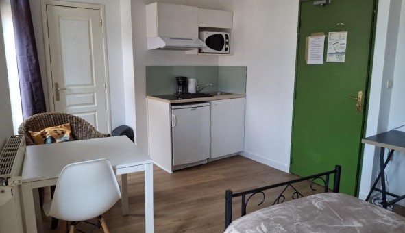 Logement tudiant Studio à Abrest (03200)