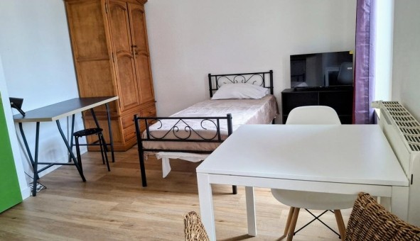 Logement tudiant Studio à Abrest (03200)