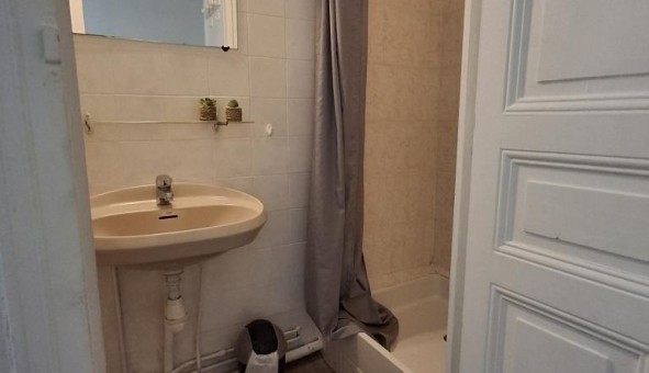 Logement tudiant Studio à Abrest (03200)