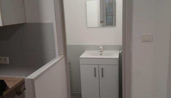 Logement �tudiant Studio &agrave; Abrest (03200)