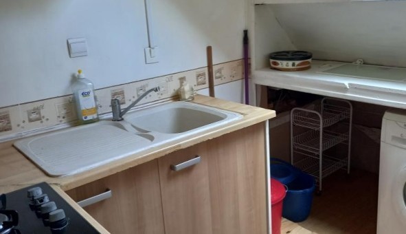 Logement �tudiant Studio &agrave; Ach�res la For�t (77760)