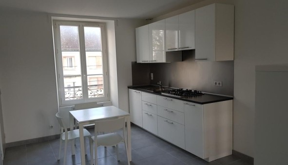 Logement tudiant Studio à Achres (18250)