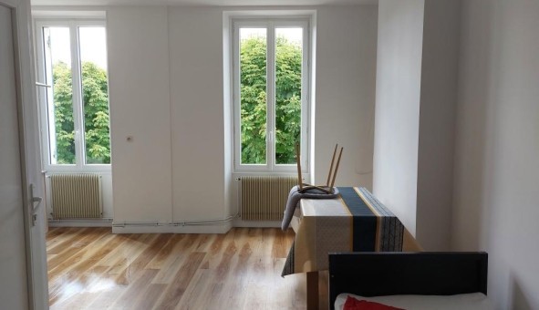 Logement tudiant Studio à Agudelle (17500)