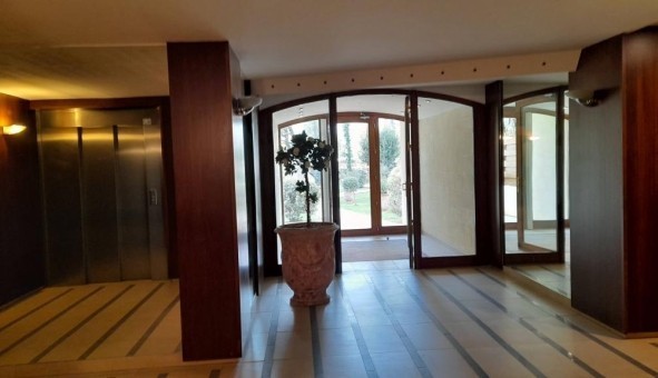 Logement tudiant Studio à Aigaliers (30700)