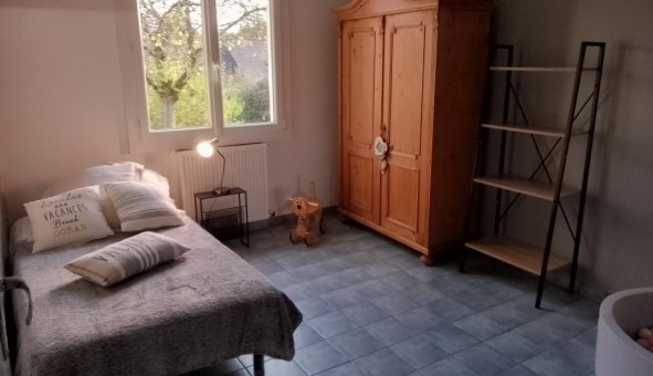 Logement tudiant Location Studio Vide Aign (72650)