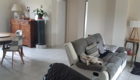 Logement tudiant Studio à Ailhon (07200)
