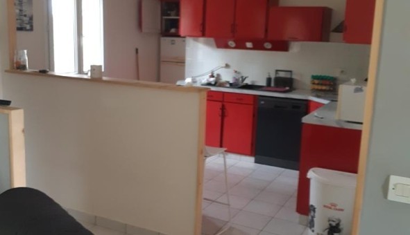 Logement tudiant Studio à Ailhon (07200)