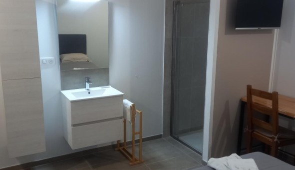 Logement tudiant Studio à Ailhon (07200)