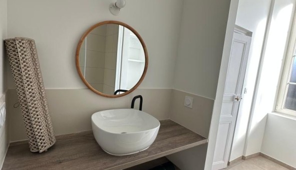 Logement �tudiant Studio &agrave; Ailhon (07200)