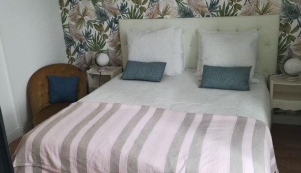 Logement tudiant Location Studio Vide Ainhoa (64250)