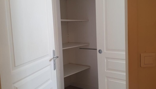 Logement tudiant Studio à Aix en Provence (13100)