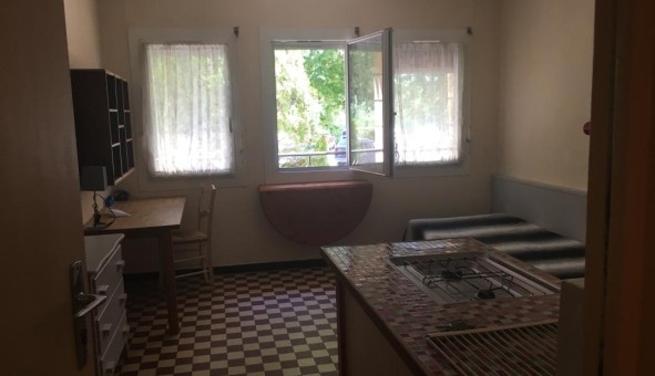 Logement �tudiant Studio &agrave; Aix en Provence (13100)