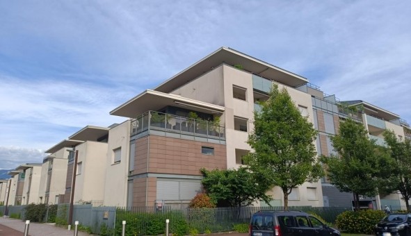 Logement tudiant Location Studio Vide Aix les Bains (73100)