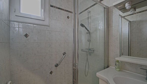 Logement �tudiant Studio &agrave; Aix les Bains (73100)