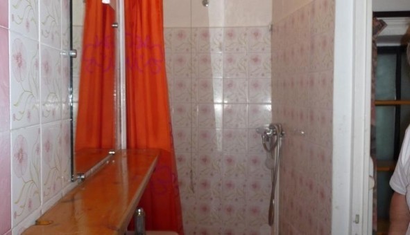 Logement tudiant Studio à Ajoux (07000)