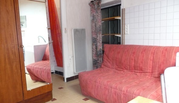 Logement tudiant Studio à Ajoux (07000)