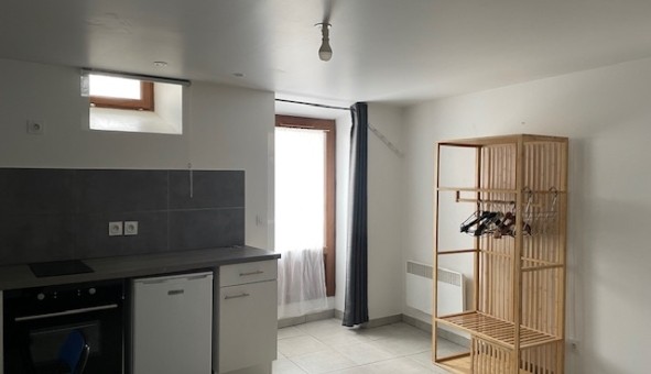 Logement tudiant Location Studio Vide Alex (74290)