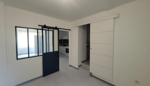 Logement �tudiant Studio &agrave; Allan (26780)