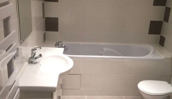 Logement �tudiant Studio &agrave; All�riot (71380)