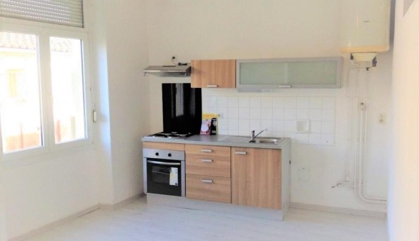 Logement tudiant Location Studio Vide Allez et Cazeneuve (47110)
