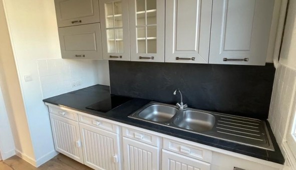 Logement tudiant Studio à Allonne (60000)