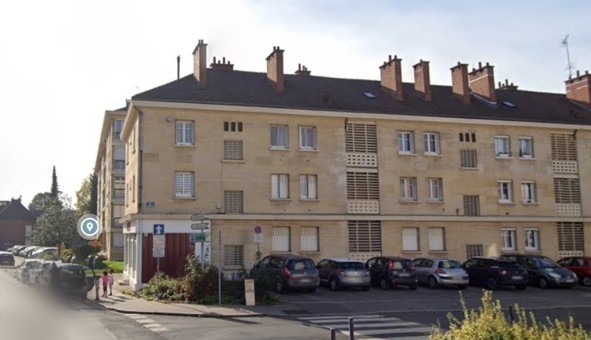 Logement tudiant Studio à Allonne (60000)