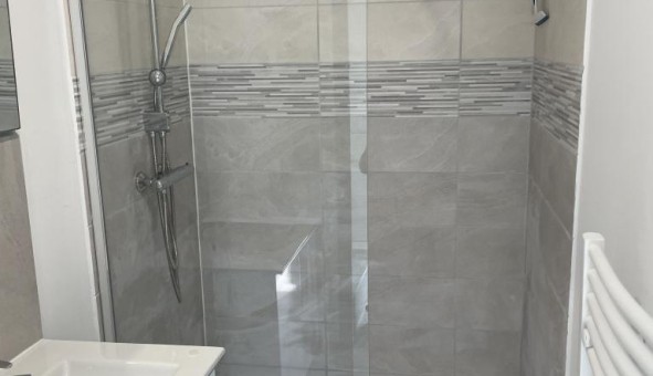 Logement tudiant Studio à Allonne (60000)